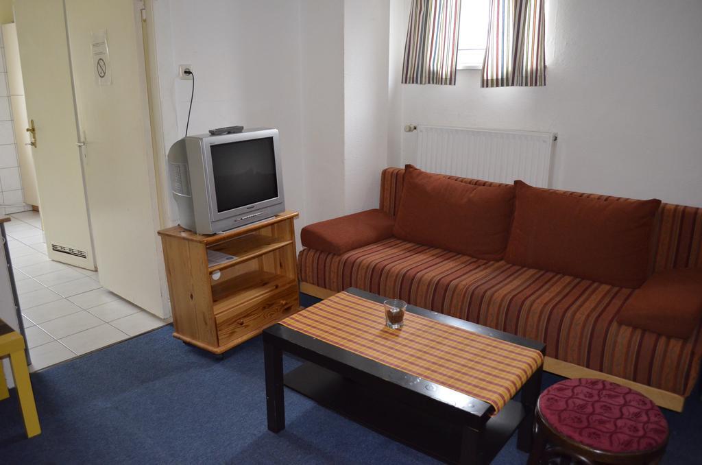 Lauenburger Hof Hotel 2*