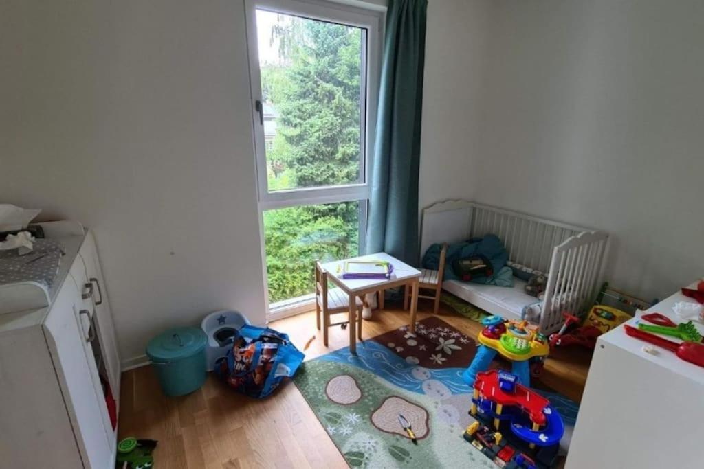 Apartment Kinderfreundliche Neubauwohnung Am Hagenbecks Tierpark Mit Balkon Und Spielplatz Hamburg