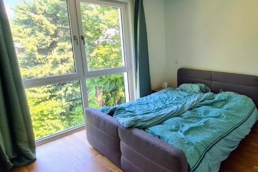 Kinderfreundliche Neubauwohnung Am Hagenbecks Tierpark Mit Balkon Und Spielplatz Apartment *