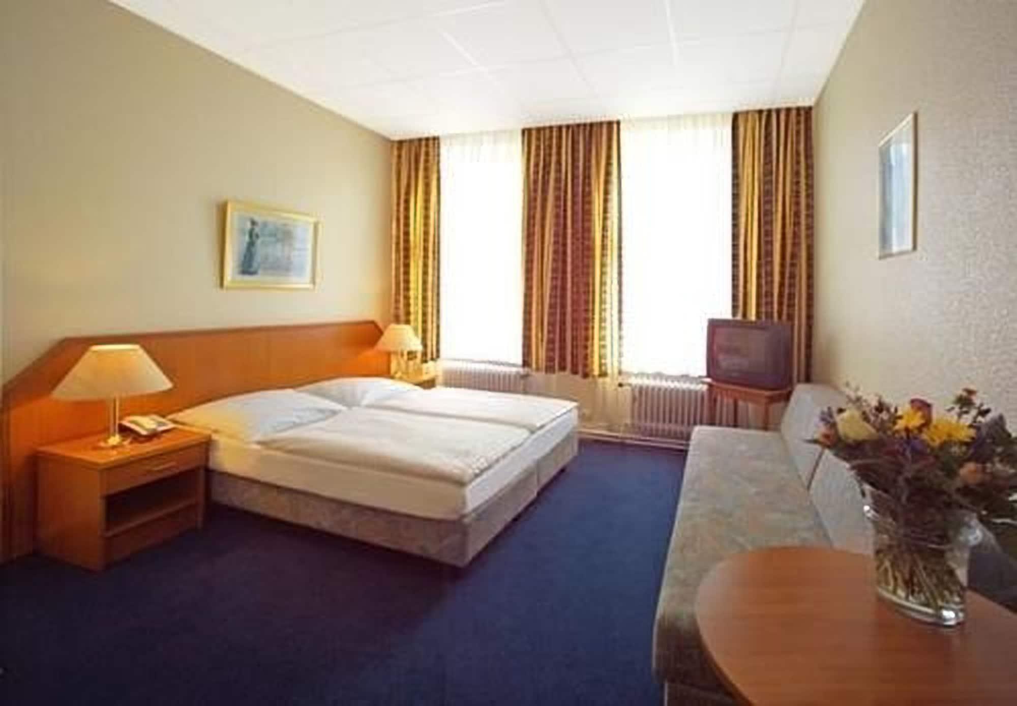 Hotel Terminus Am Hauptbahnhof & Zob Hamburg-Harburg
