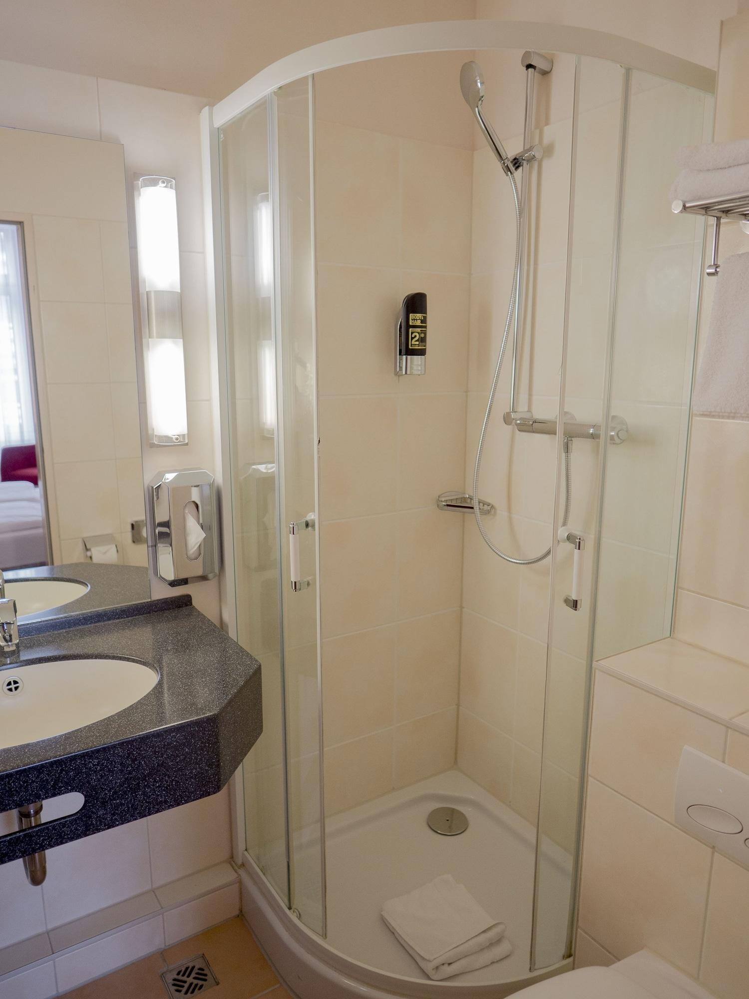 Hotel Lumen Am Hauptbahnhof 3*
