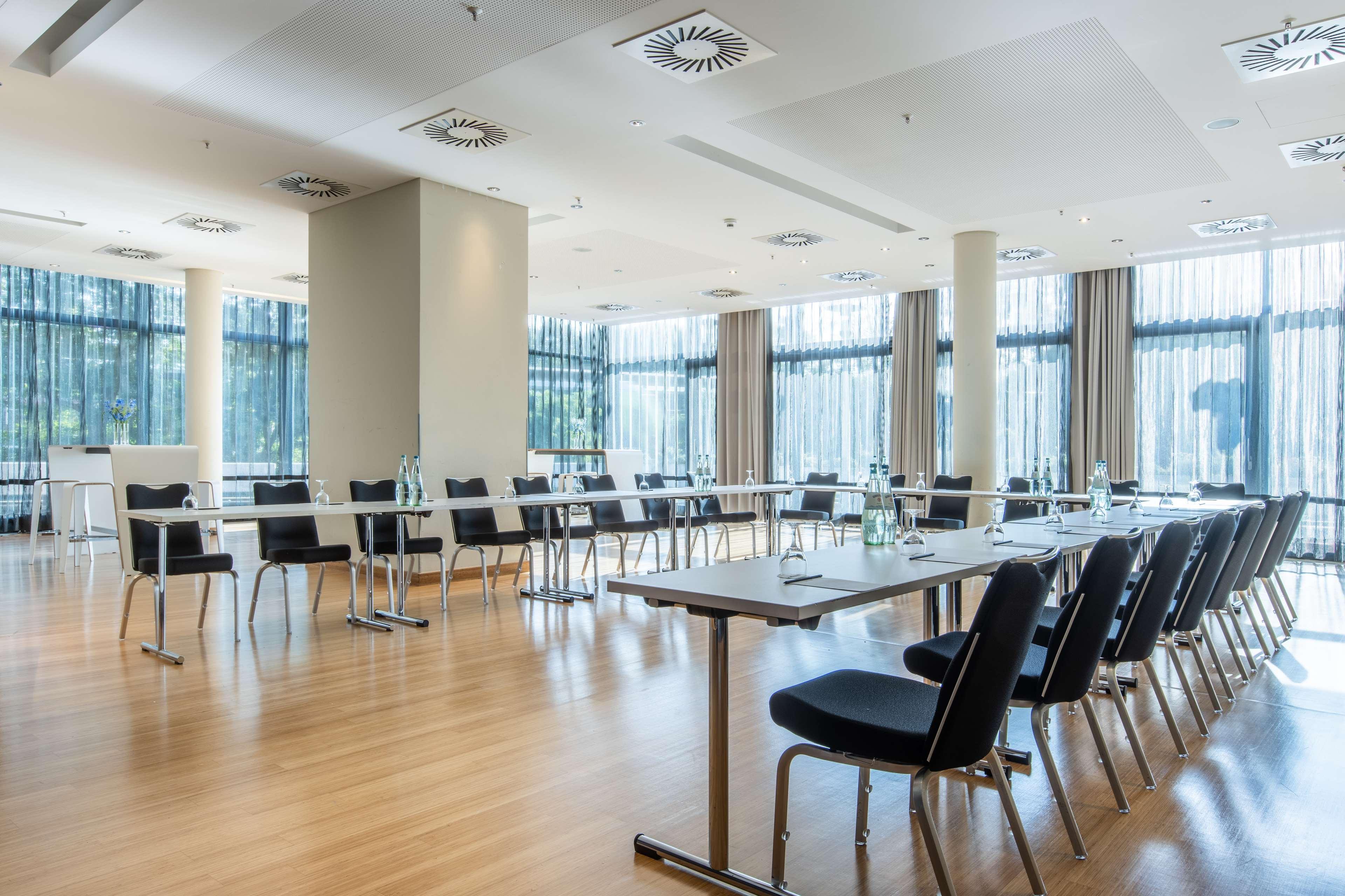 Radisson Blu Hotel, 4* Hamburgo