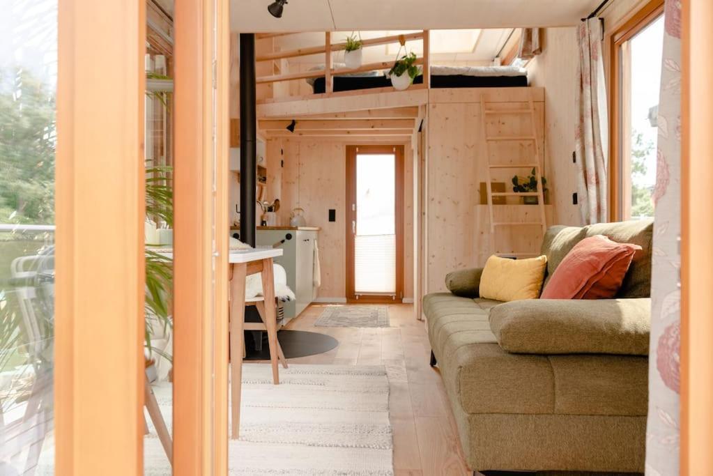 Hausboot Irene Mit Kamin - Winter An Der Dove Elbe Hamburgo