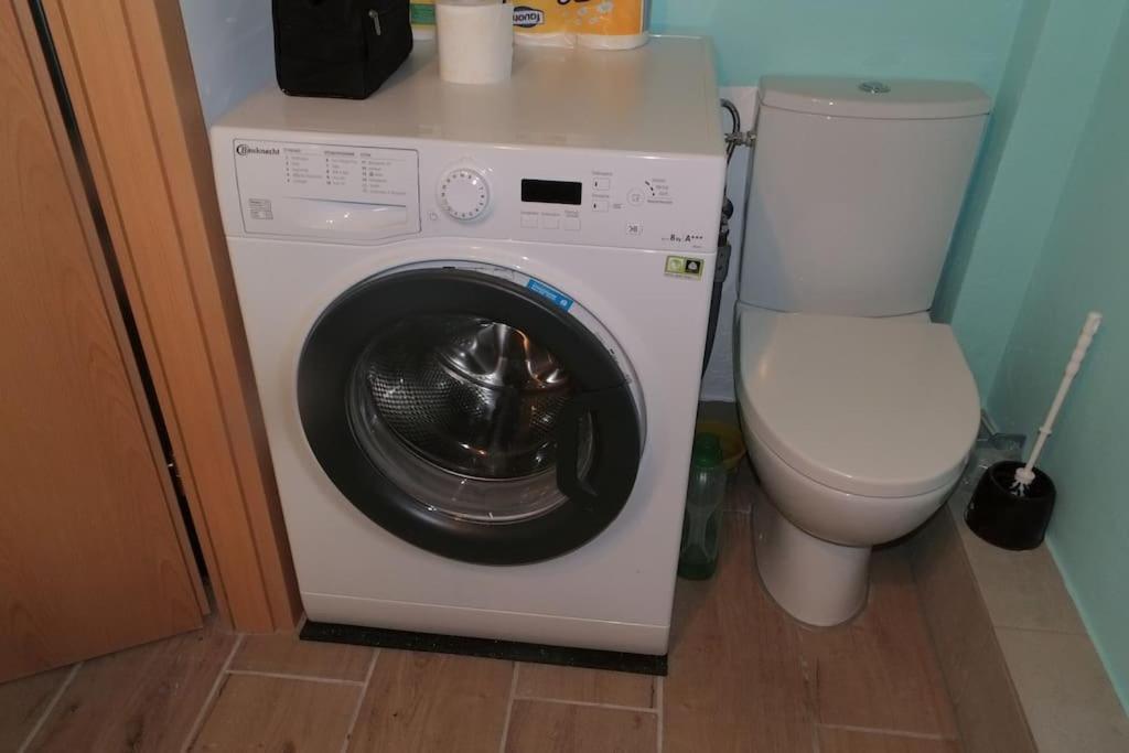 Volksdorf 2 Zimmer, 3 Betten, Souterrain Apartamento Hamburgo