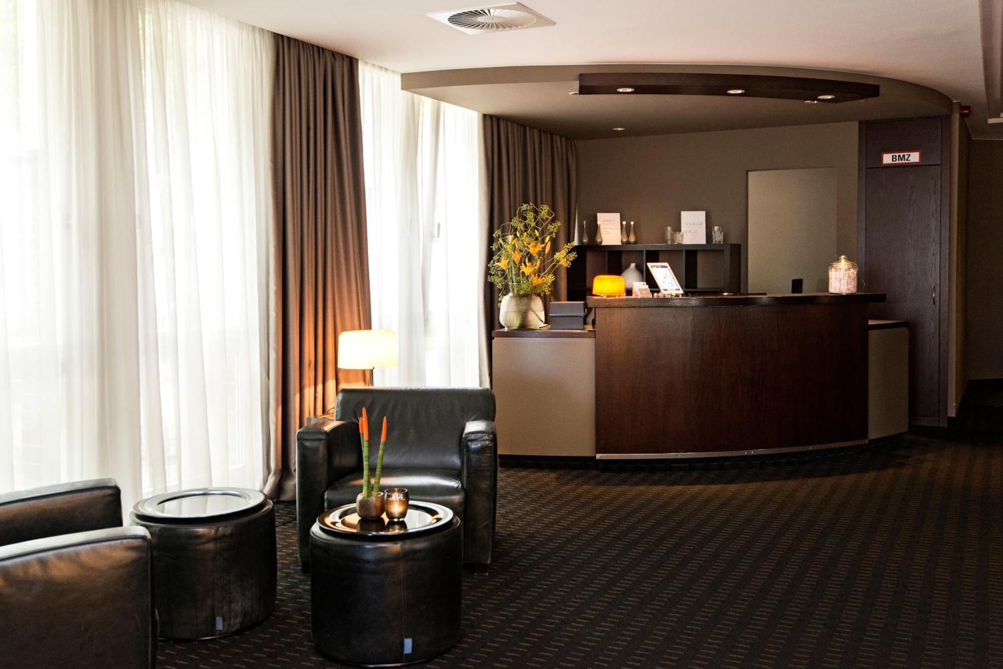 Boston Hh Hotel *