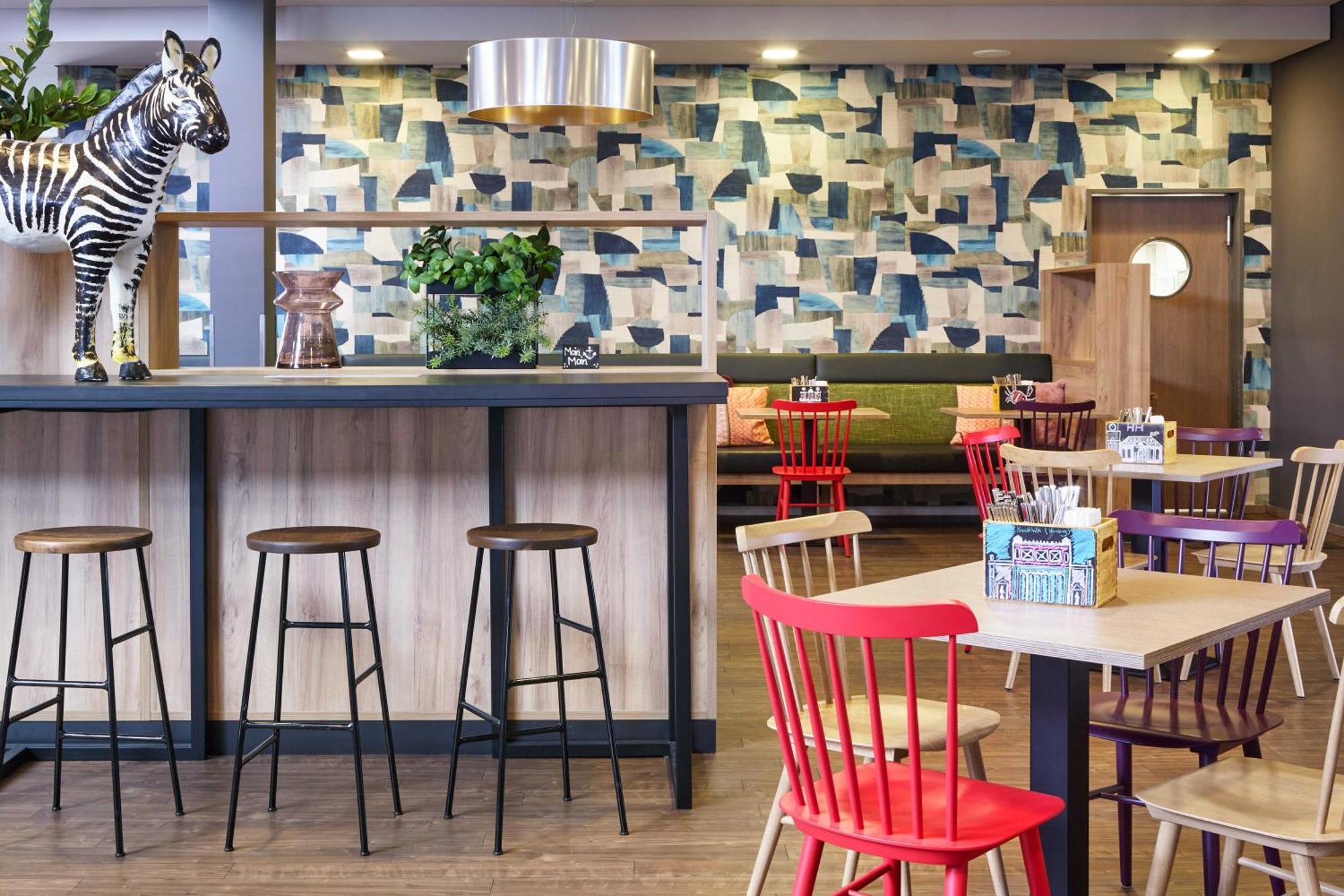- The Niu, Fusion St. Georg By Ihg Hotel