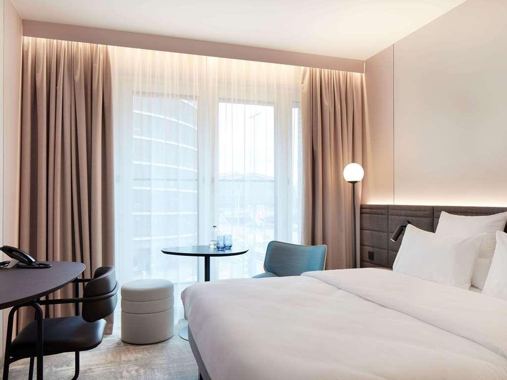 Novotel Station Hotel