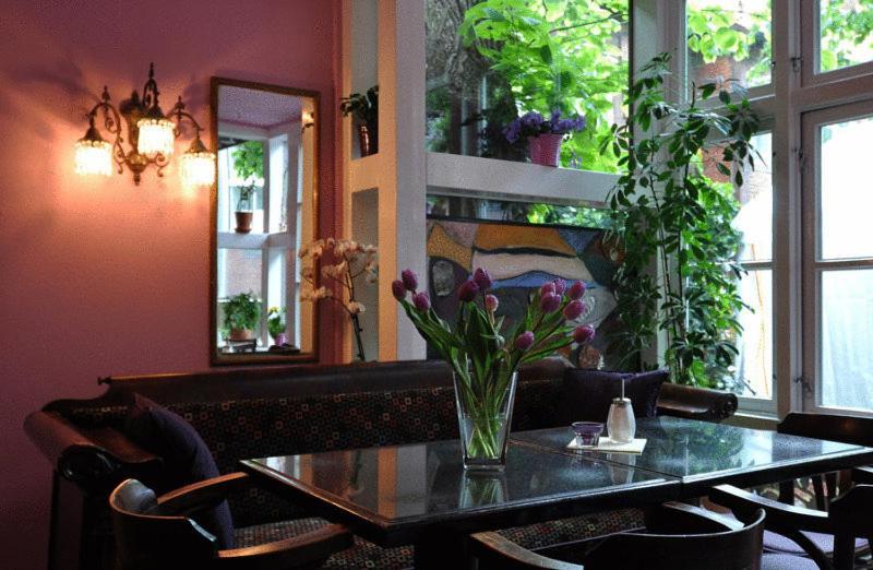 Hotel Frauenhotel Hanseatin - Women Only Hamburg
