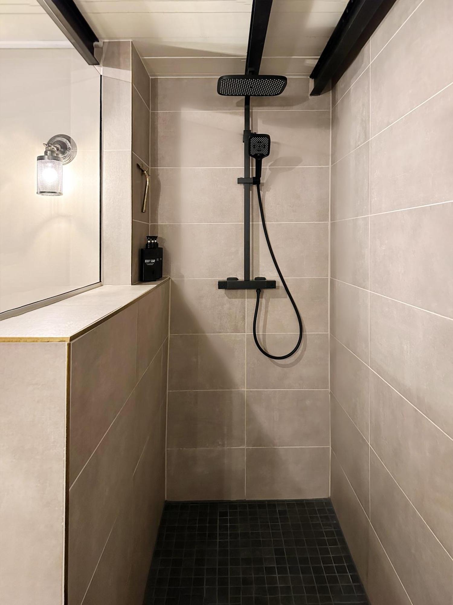 Apartamento Black 6 Luxus In Alsternaehe Hamburgo