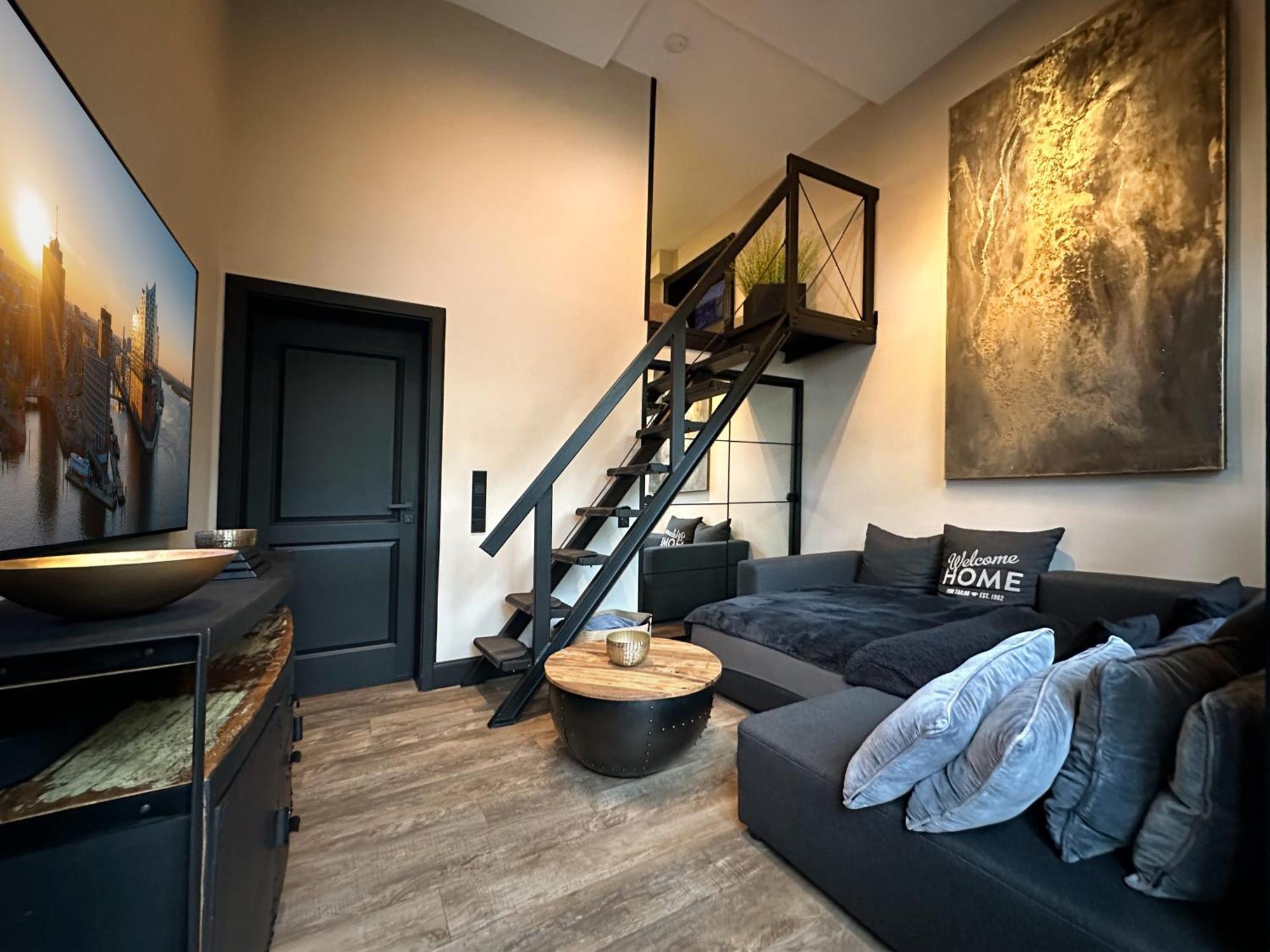 Black 6 Luxus In Alsternaehe Hamburgo