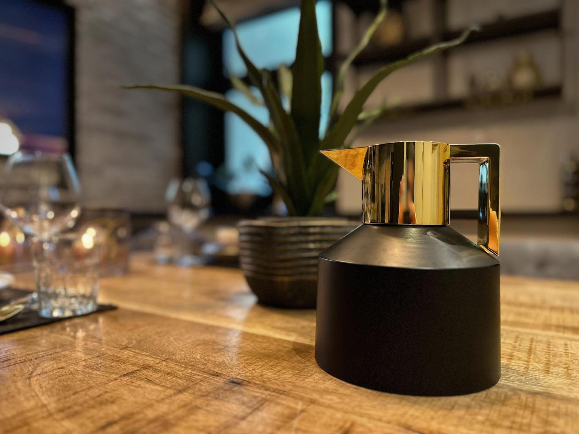 Black 6 Luxus In Alsternaehe Hamburgo
