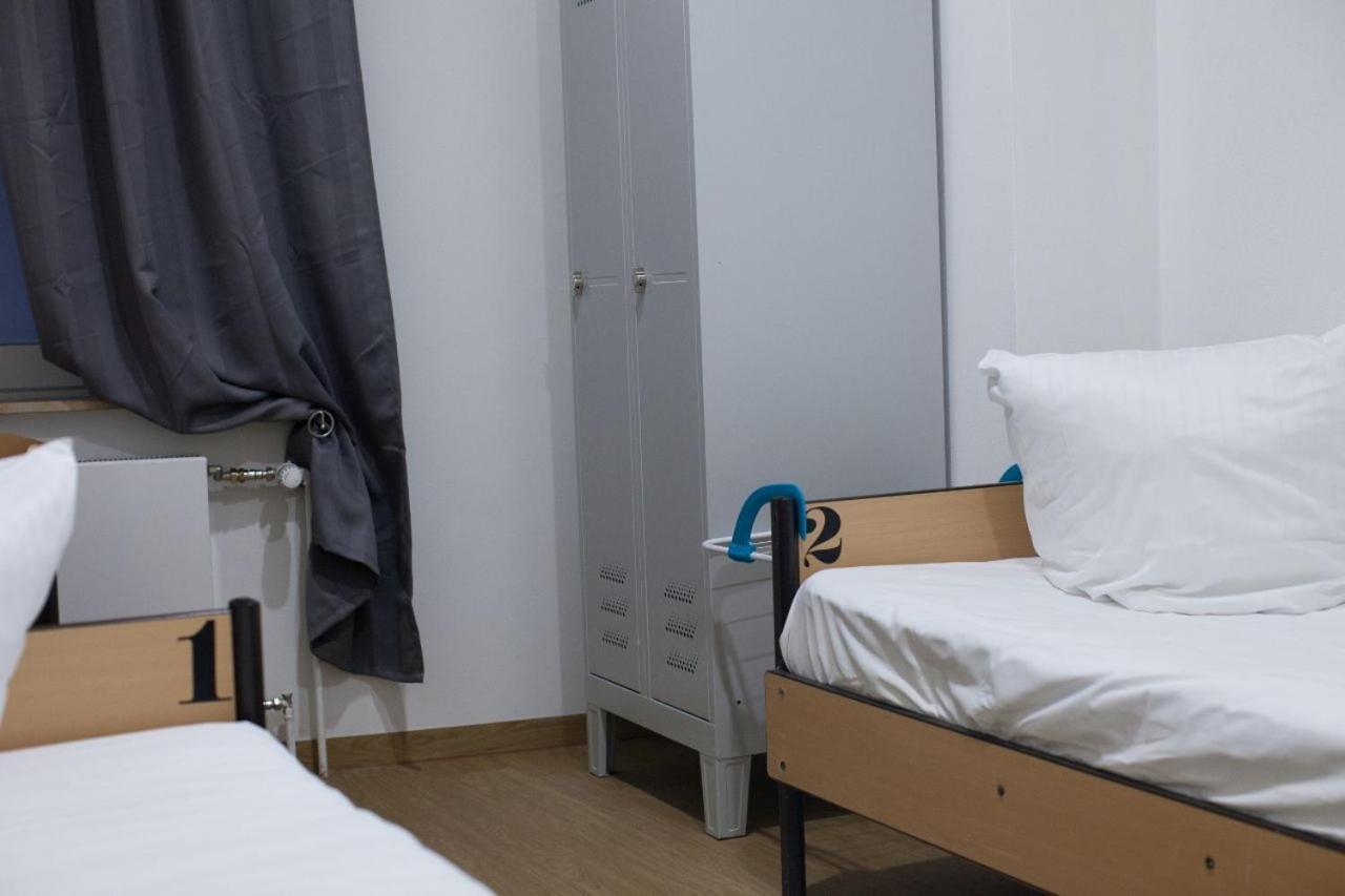 & Monteurzimmer Bei Hansezimmer Hostel *