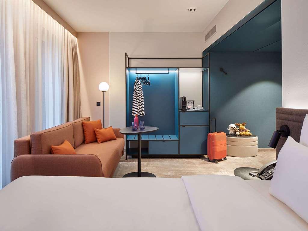 Novotel Station Hotel