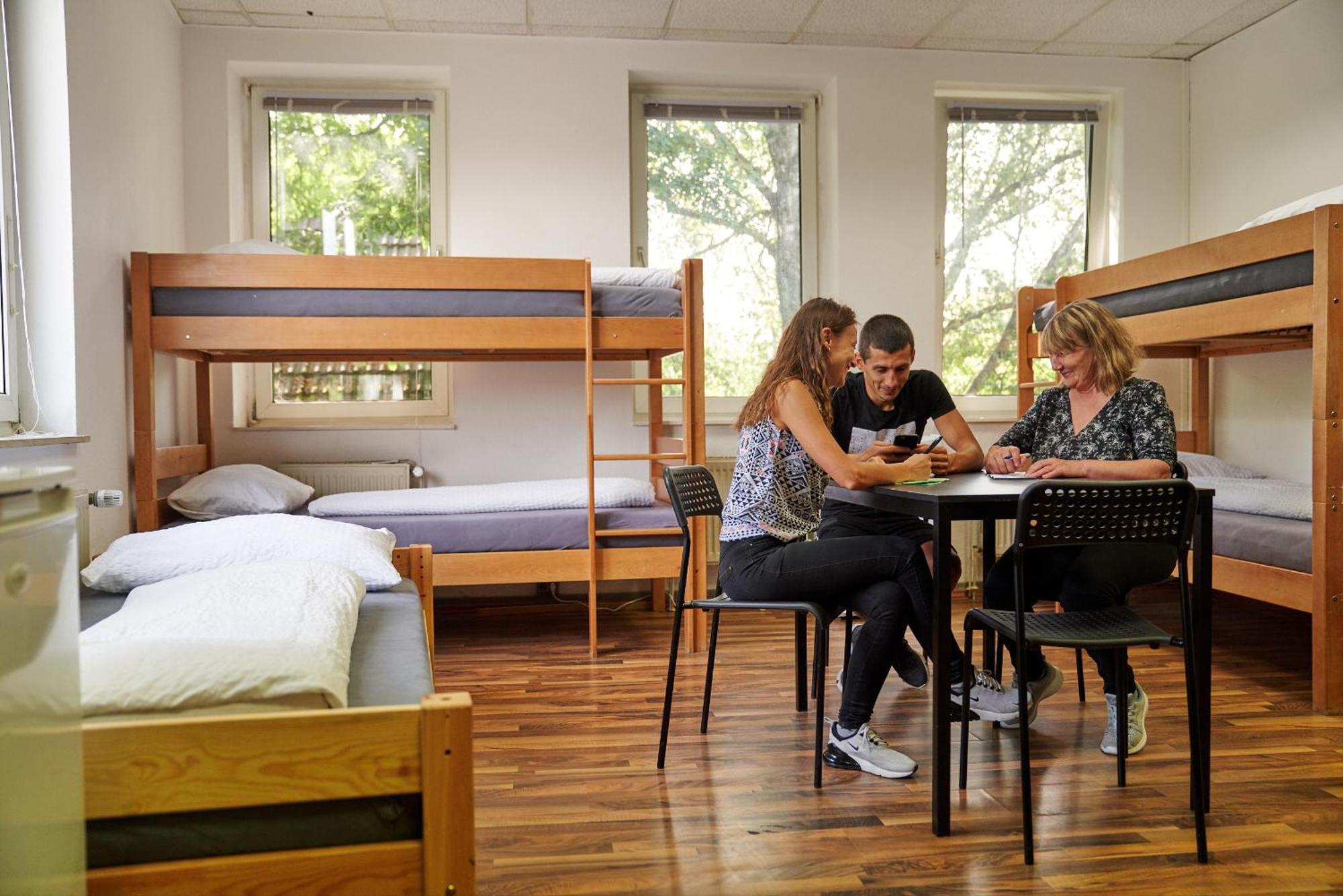 K 357 - Monteurzimmervermittlung Und Vermietung Hostel