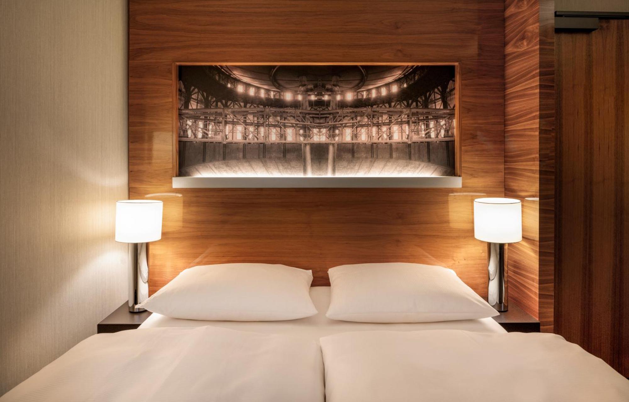 Hotel Moevenpick 4*