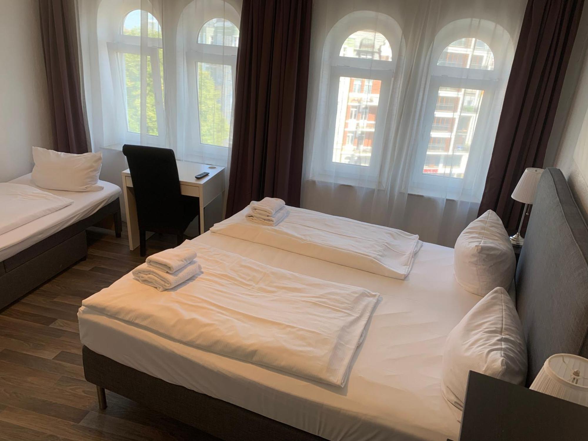 Hotel Bee Fang 2*