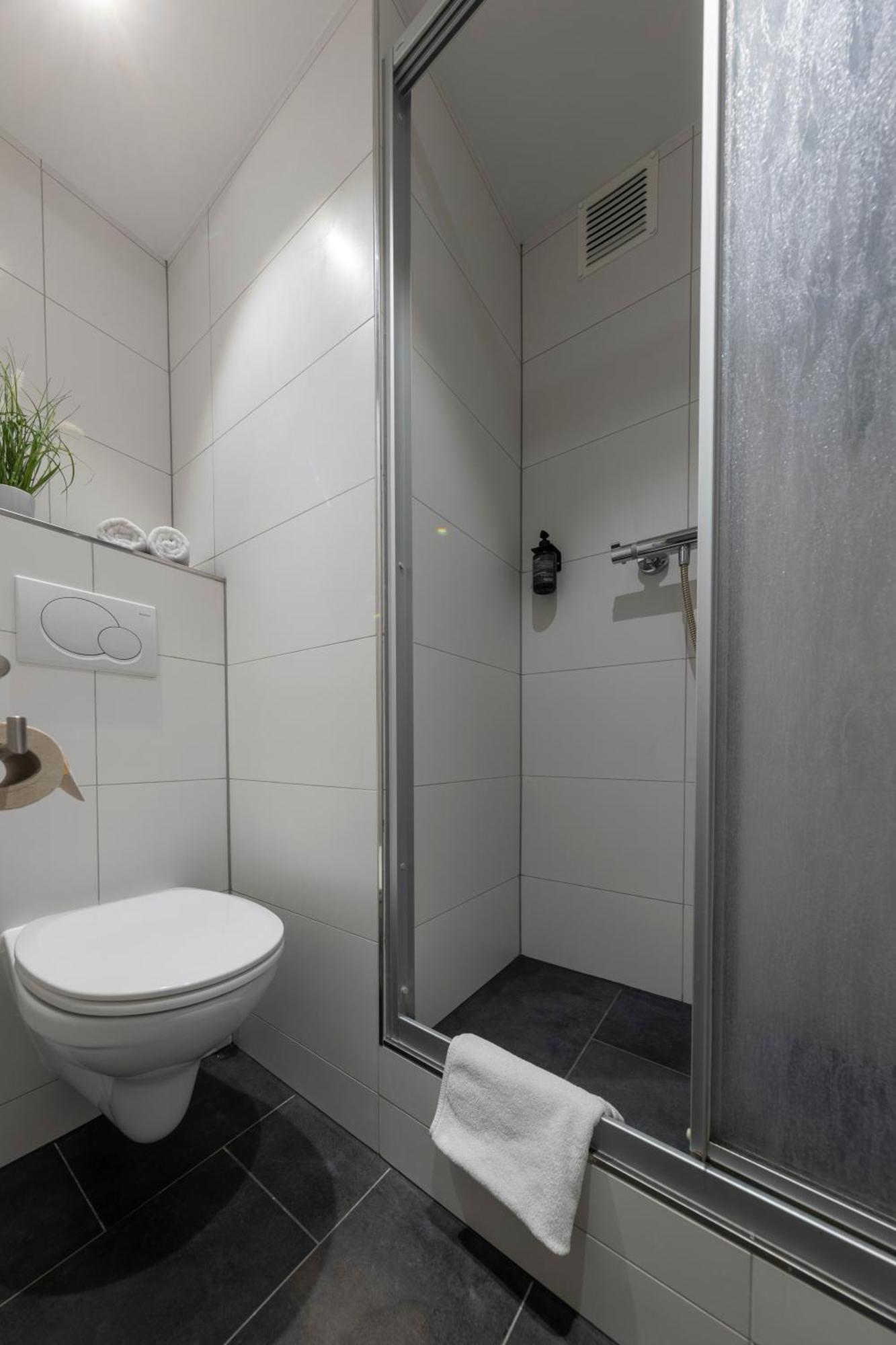 Auto-parkhotel St Pauli Hotel 2*