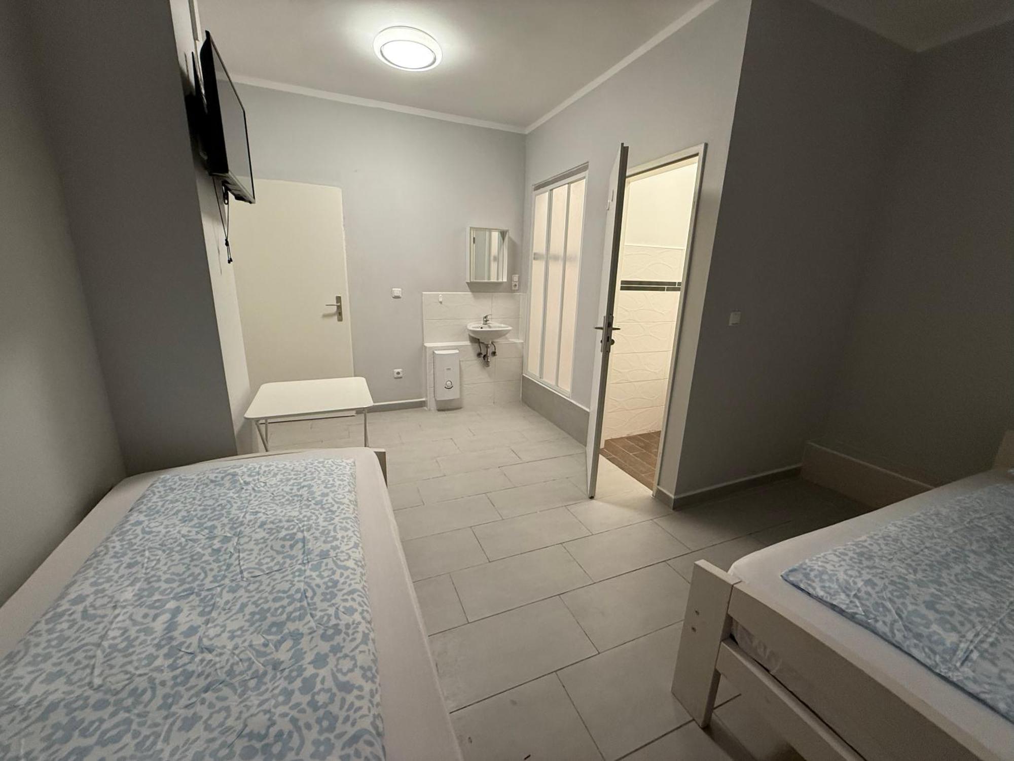 Rest L97 Guest house *