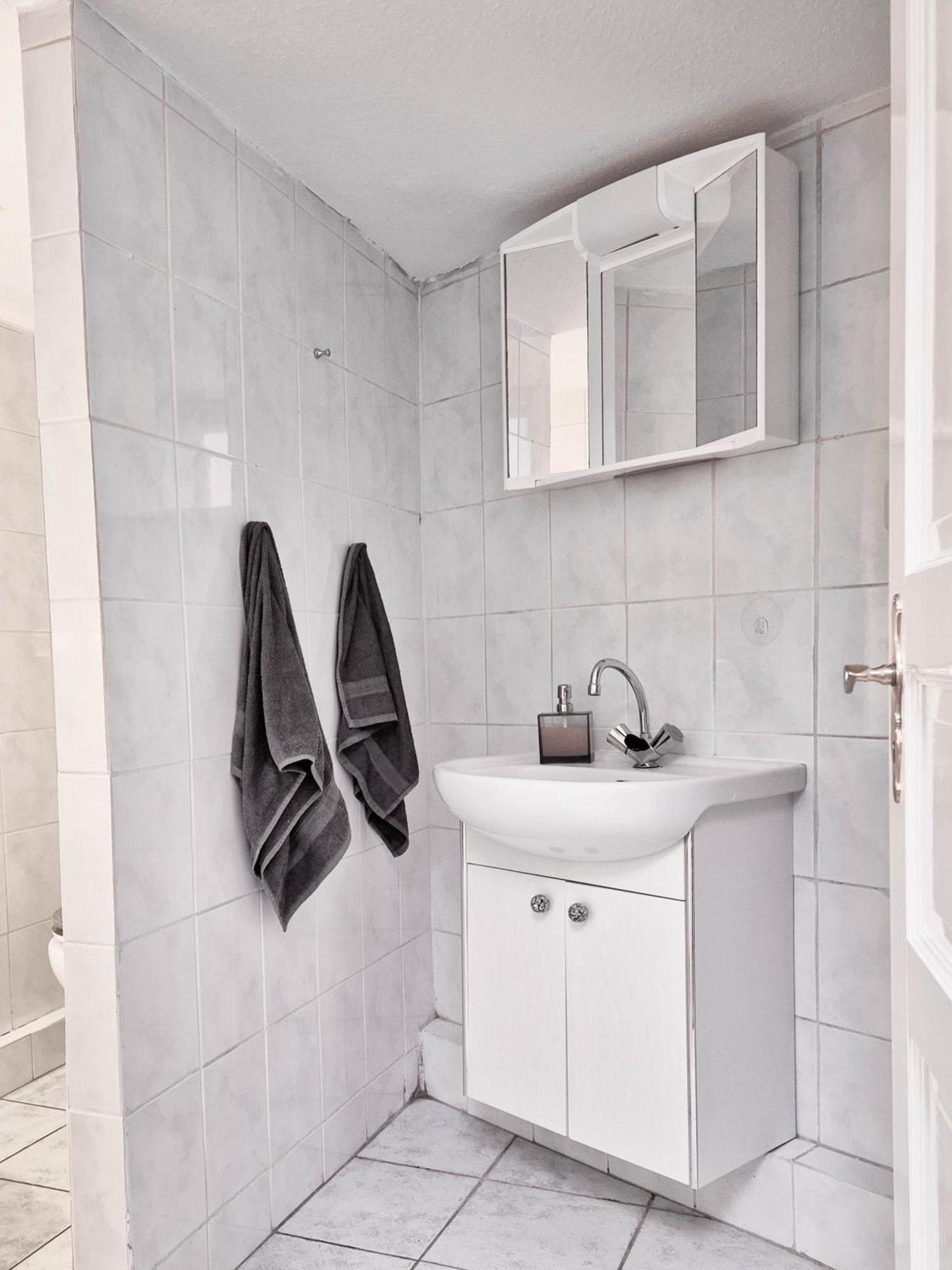 Apartment Very Accessible, Cozy And Old Abode But Gold In The Heart Of The *