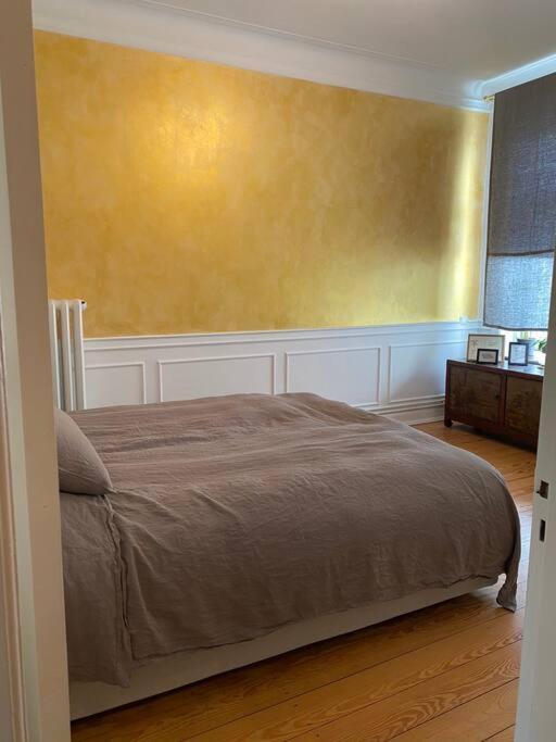 Art Nouveau Penthouse At The Park Appartement *