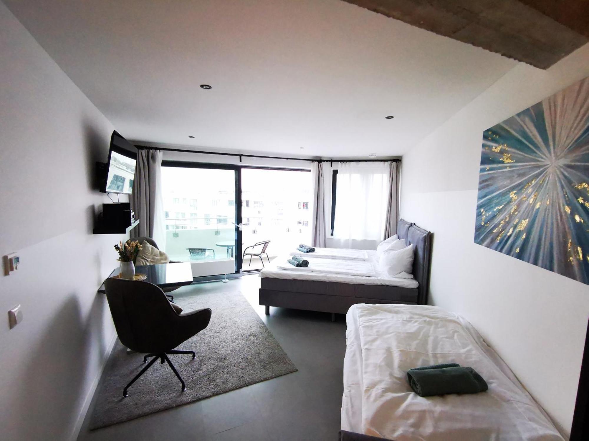 Apartamento Hh 06 By Rockchair - Superhost Status - Modernes Mit Sonnigem Balkon & Premium Boxspringbetten In Winterhude - Geheimtipp *