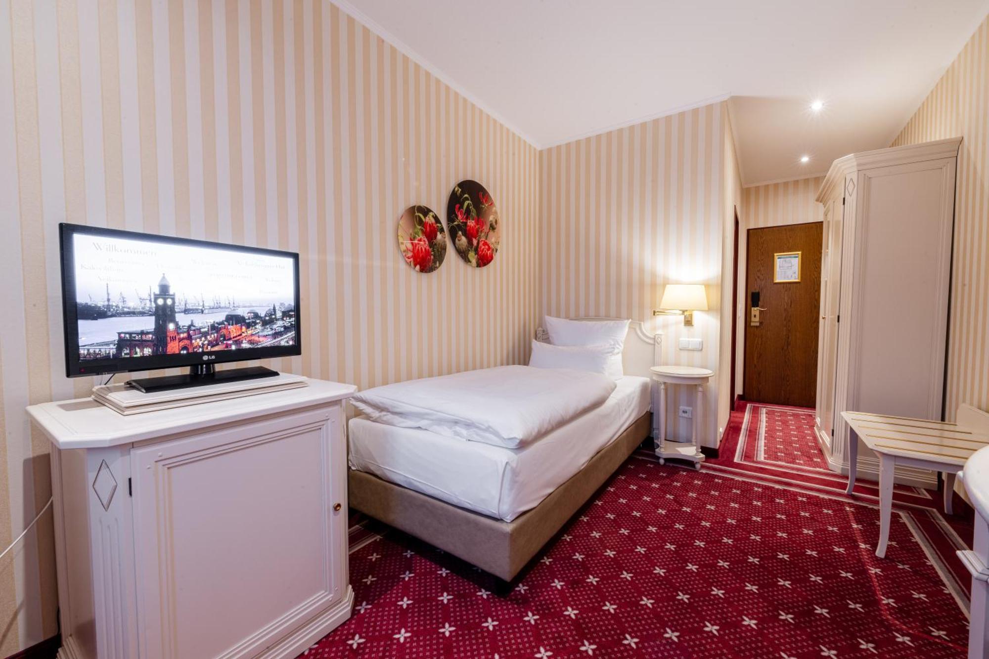Alt Lohbruegger Hof 4*