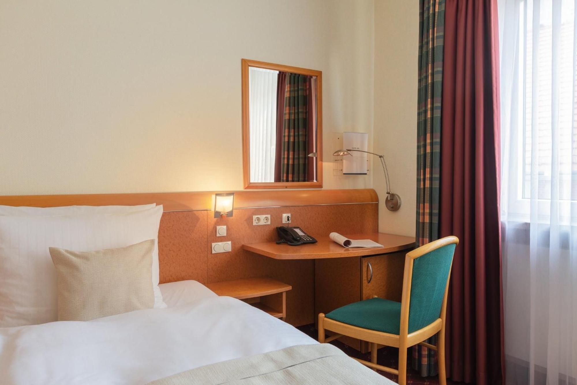 Garner - Wandsbek Marktplatz By Ihg 3* Hamburg