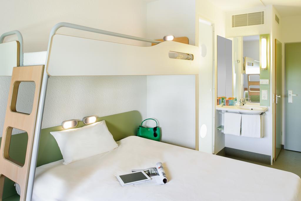Hotel Ibis Budget City Ost 2*