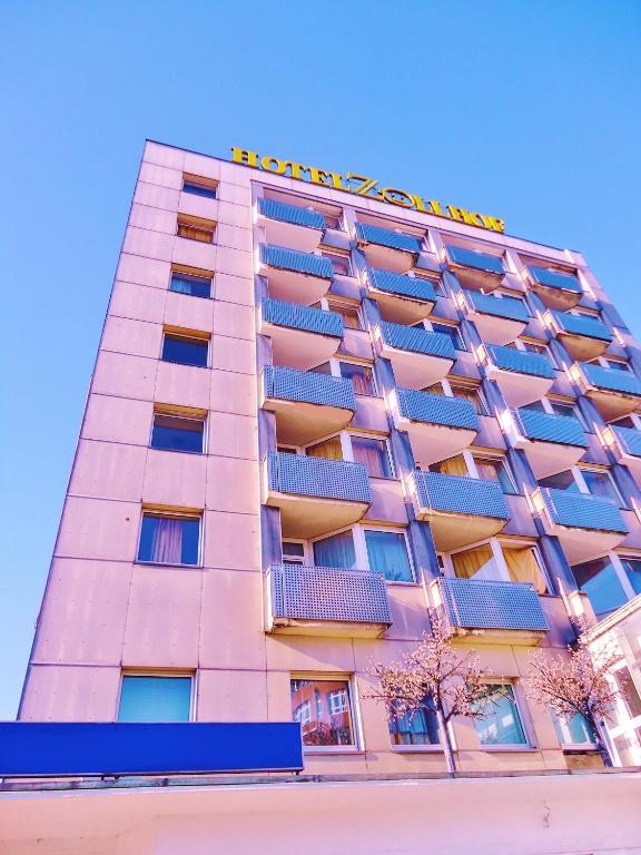 Hotel Zollhof 2*