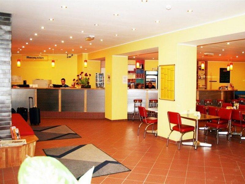 A&o Hauptbahnhof Albergue *