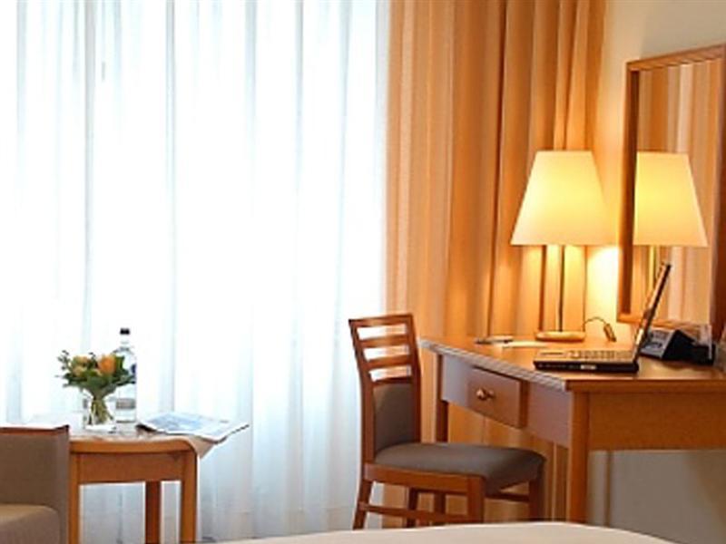 Hotel Leonardo Airport Hamburgo