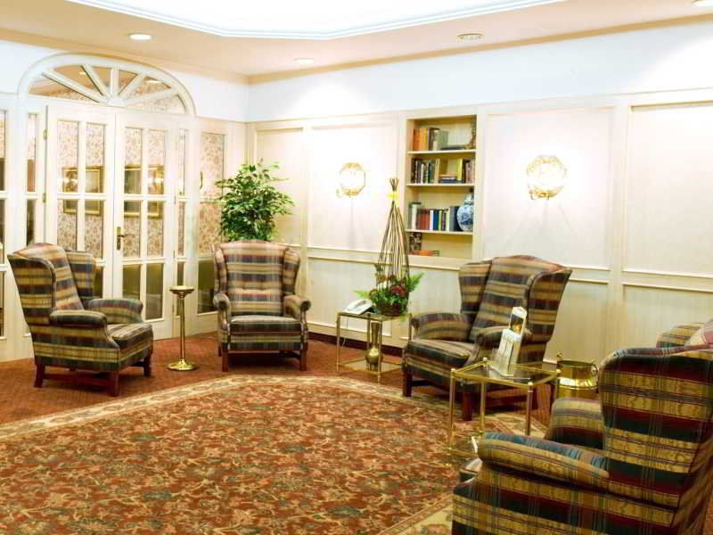 Alt Lohbruegger Hof Hotel 4*