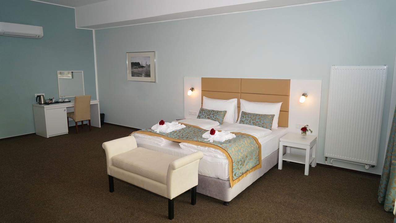 Hotel Class 3*