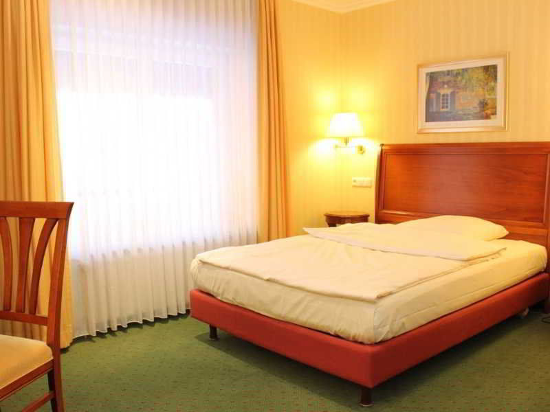 Alt Lohbruegger Hof Hotel 4*