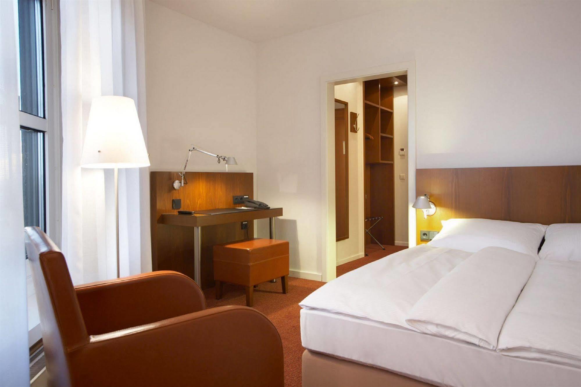 Hotel Hafen 4*