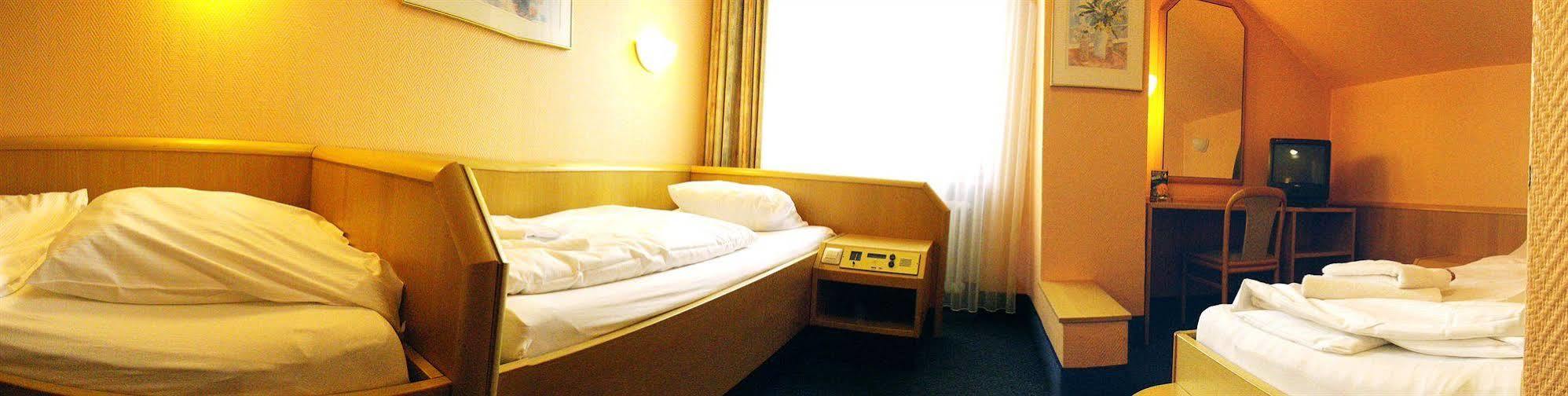 A1 Raststaette & Motel Hamburg-Stillhorn 2* Hamburg