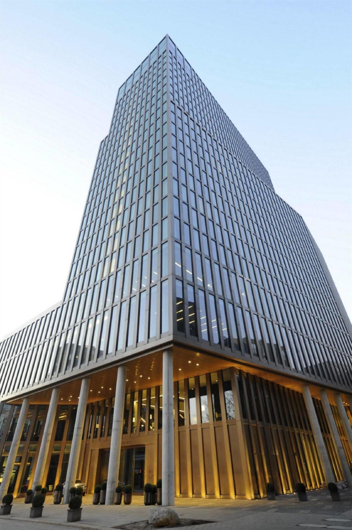 Empire Riverside Hotel 4*