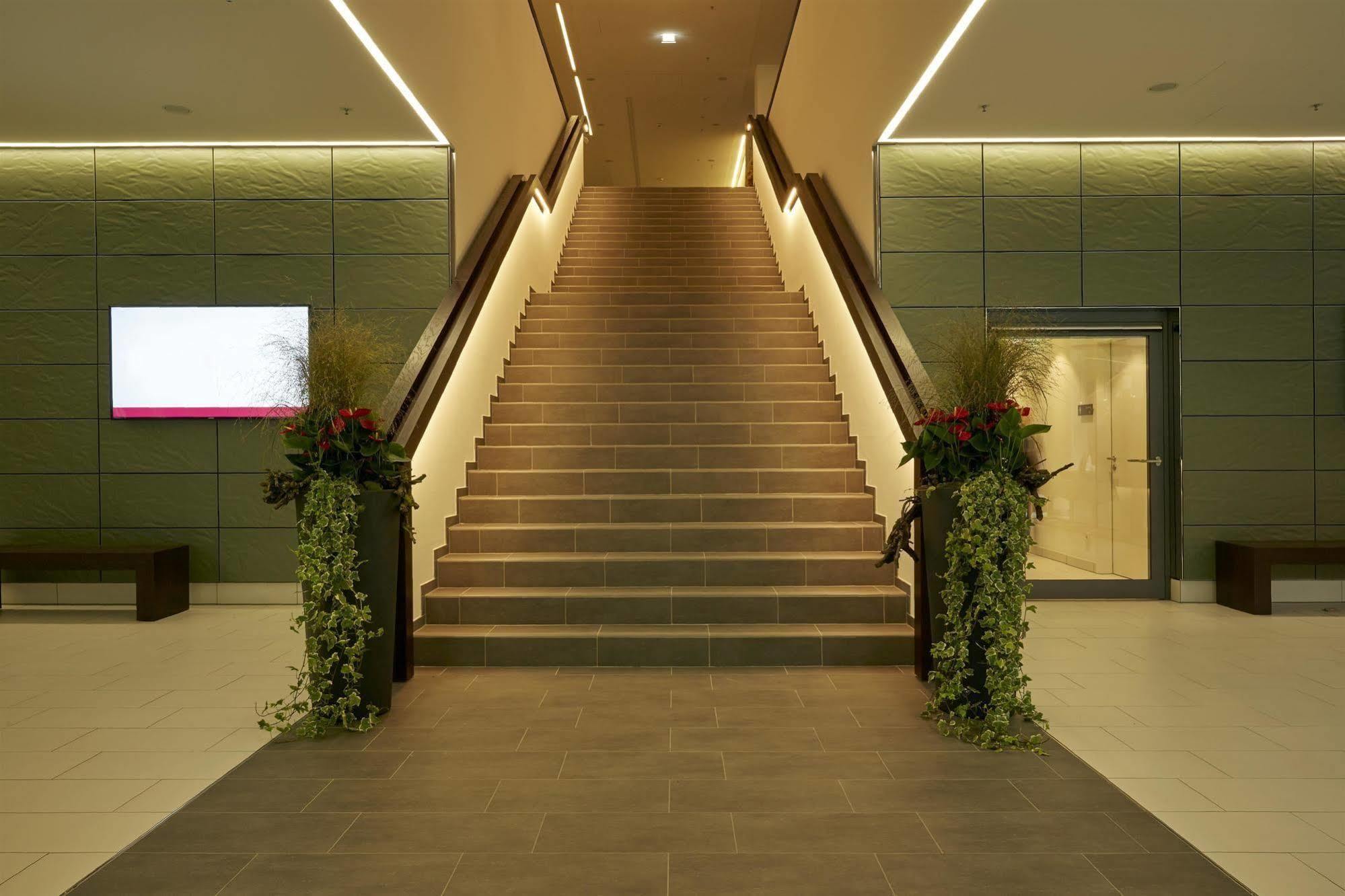 Hyperion 5* Hamburg-Harburg