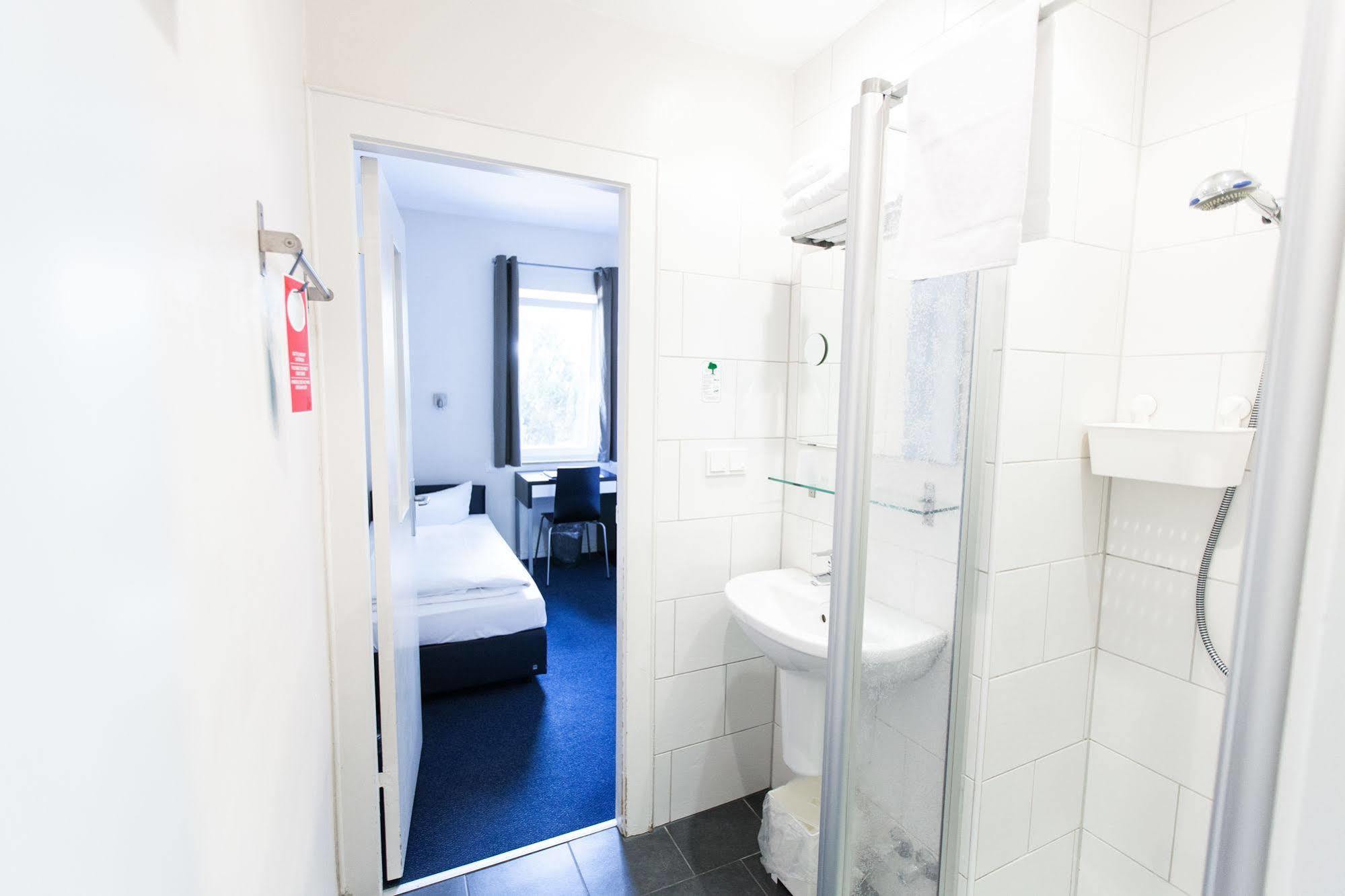 Arcade Hotel & Hostel Hamburg Hotel 2*