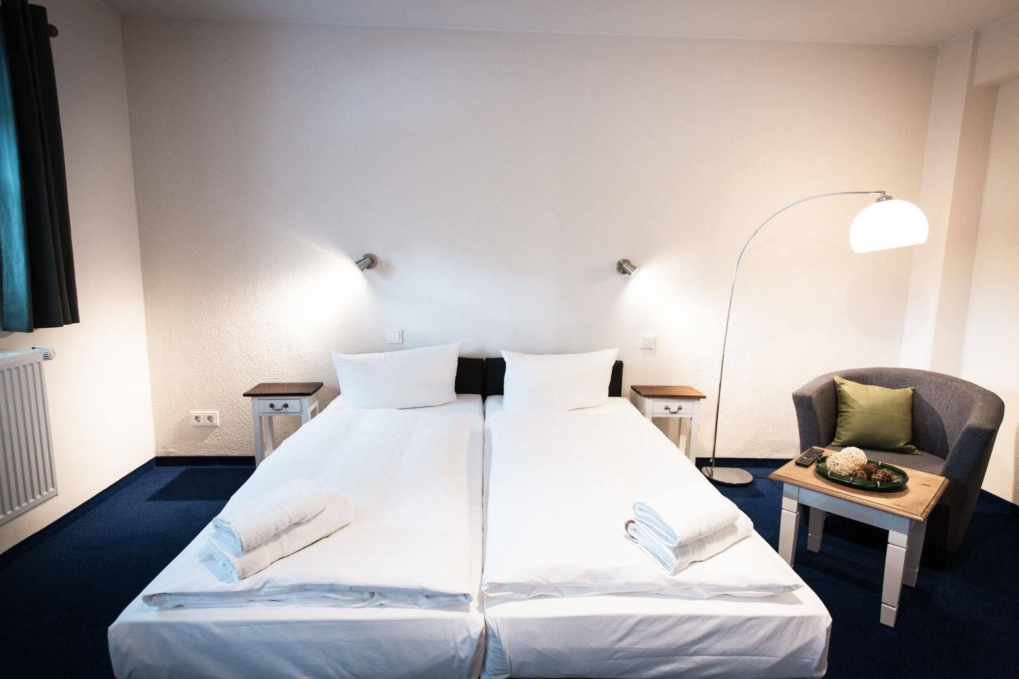 Arcade Hotel & Hostel Hamburg 2*