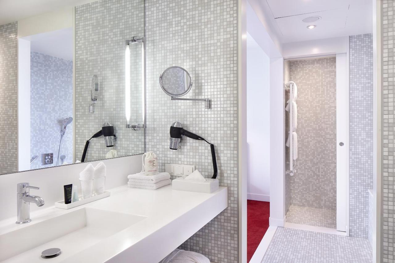 Empire Riverside Hotel 4*