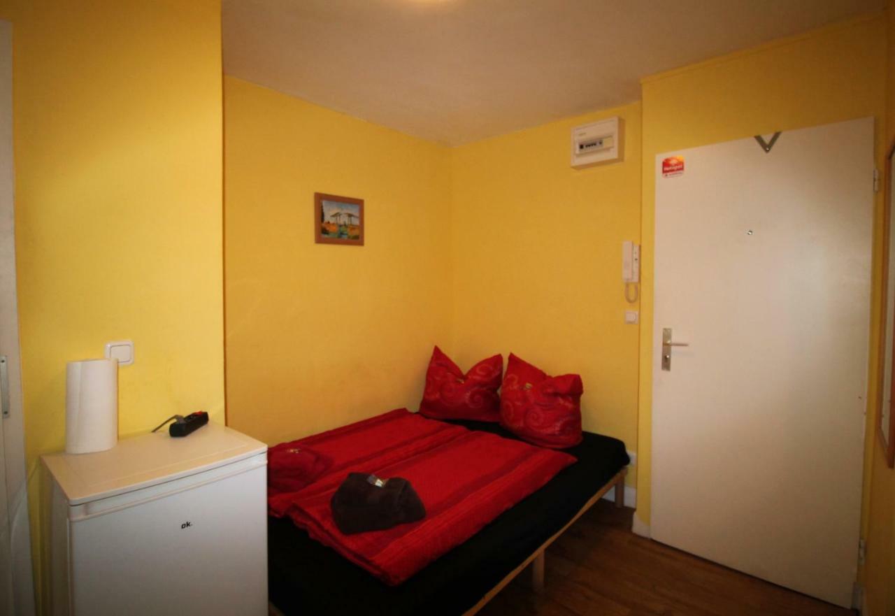 Gasthof Sleep In St. Pauli 3*