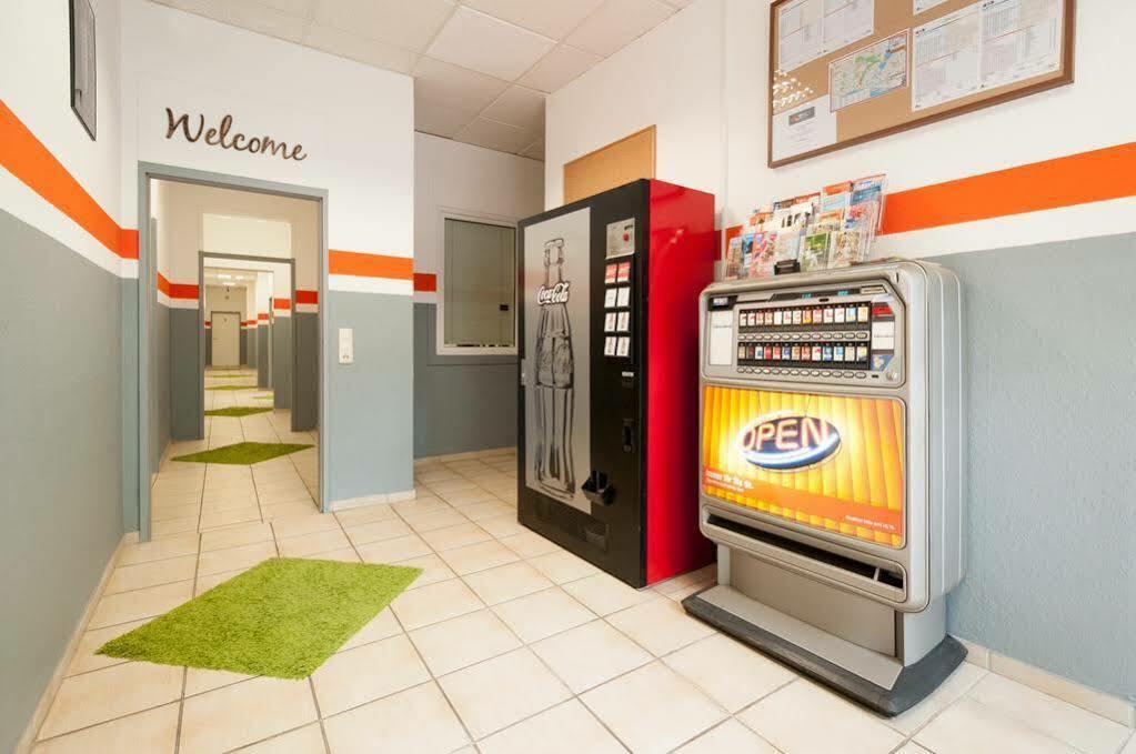 K 357 - Monteurzimmervermittlung Und Vermietung Hostel