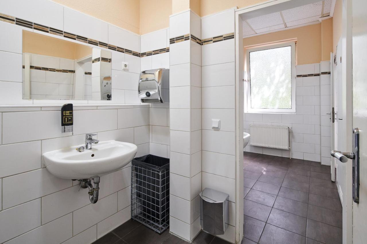 Hostel K 357 - Monteurzimmervermittlung Und Vermietung *