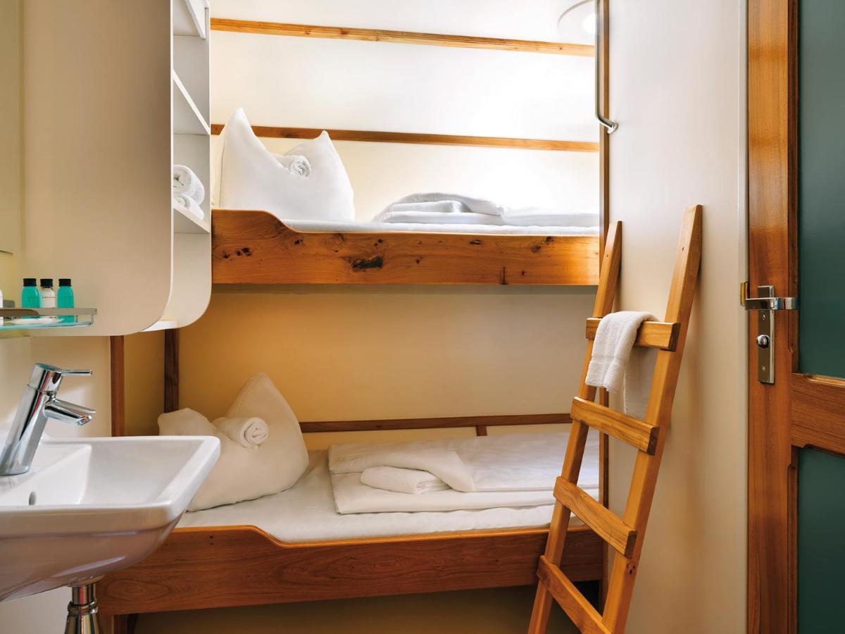 Segelschiff Mare Frisium Botel